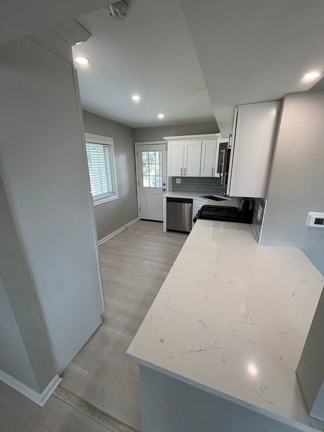 Photo - 641 W Park Ave Unit D