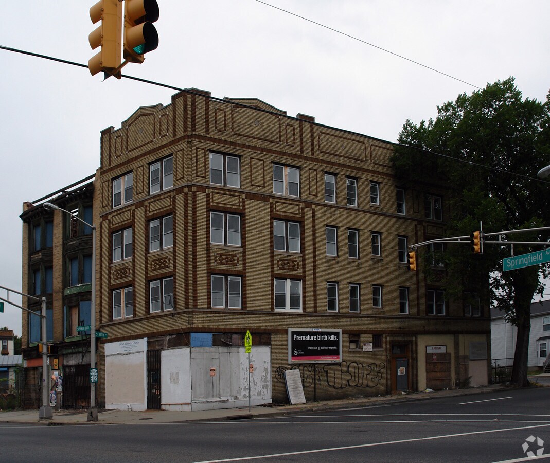 Photo - 548 Springfield Ave