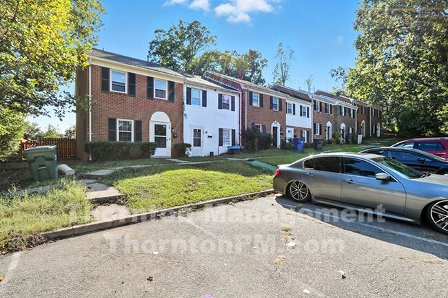 Photo - Newly Remodeled 3 Bedroom Townhouse