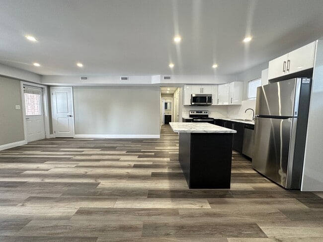 Lakeshore Valley - Lakeshore Valley