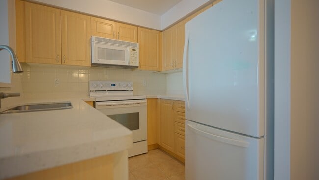 Photo - 9-319 Michael Power Pl