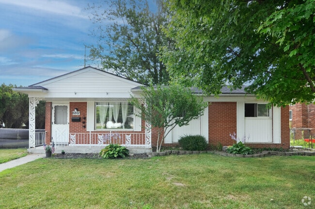 Building Photo - 8807 Tavistock Dr Rental