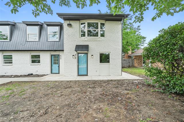 Photo - 818 Wildwood Ln Townhome