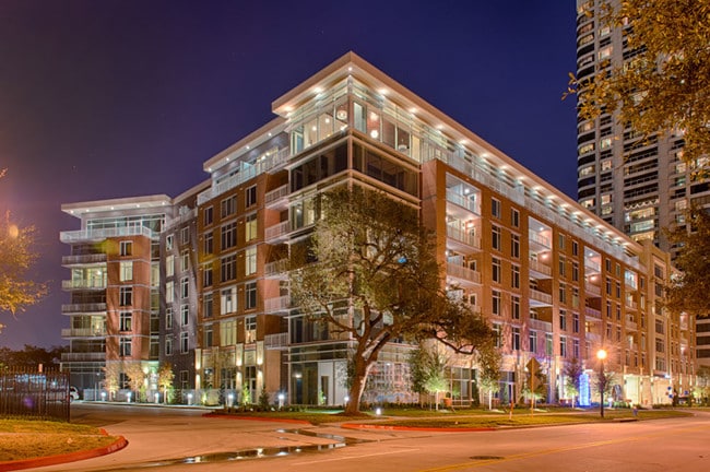 One Hermann Place Apartments For Rent in Houston, TX