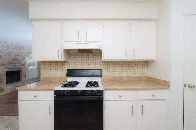 Photo - 5603 Porsche Ln