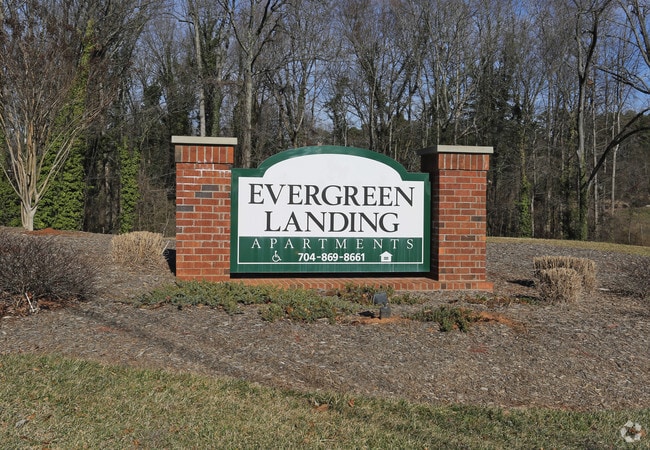Photo - Evergreen Landing