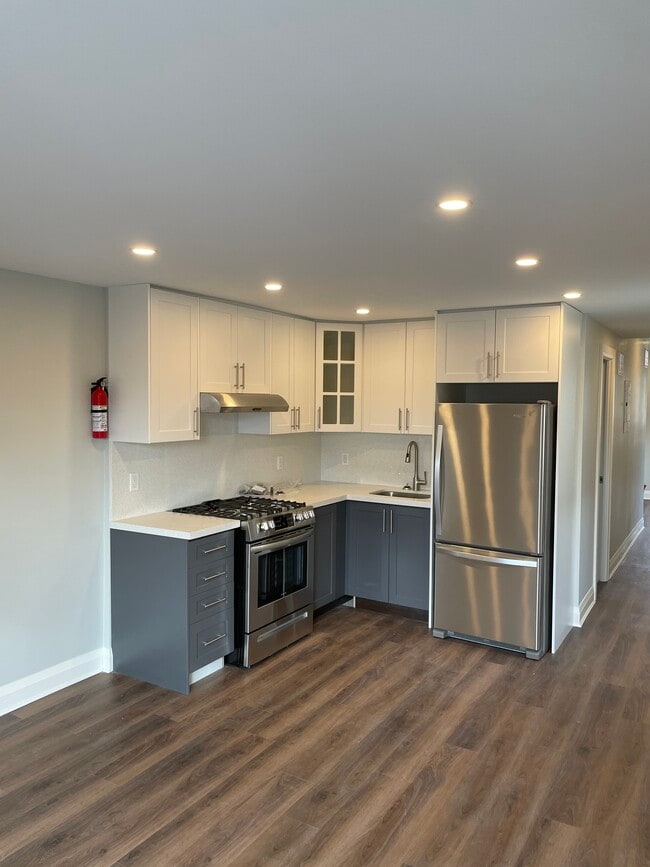 Photo - 798 Ossington Av Unité 1