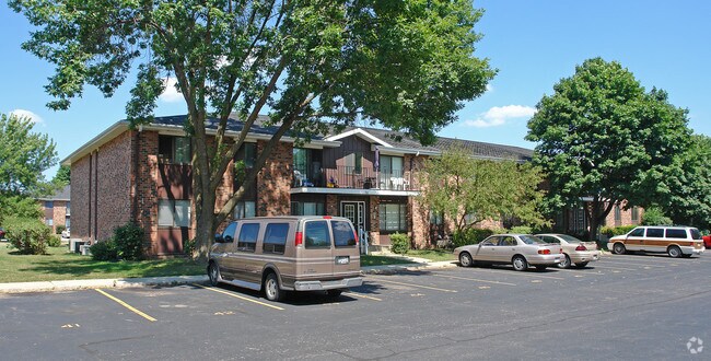 Photo - Windsong Court Apartments