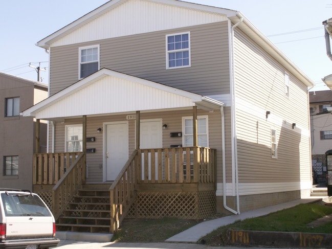 Photo - 1918 7th Ave
