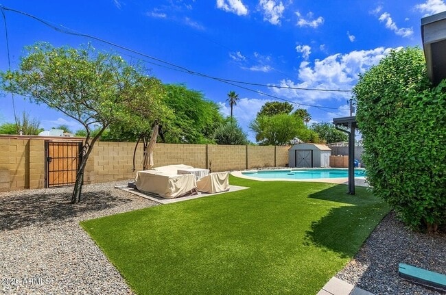 Photo - 3710 E Altadena Ave