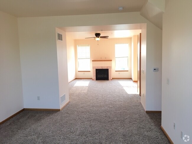 Building Photo - 833 Peace Ln Unit 833 Rental
