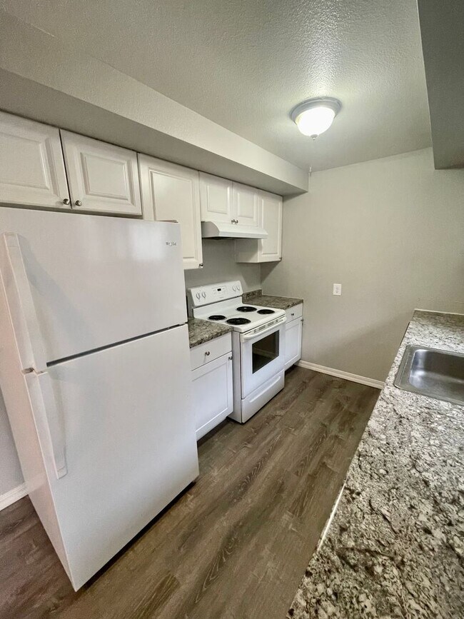 Photo - Byers Fourplex Unit A