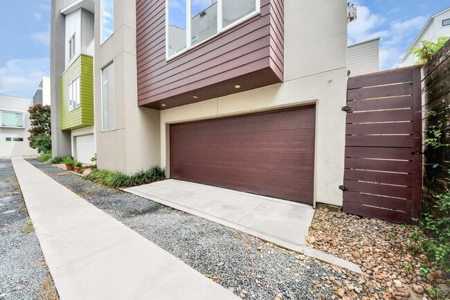 Photo - 1823 Southmore Blvd