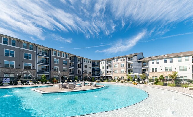 Two Saltwater Pools with Sun Decks - Cortland Allen Station Apartments