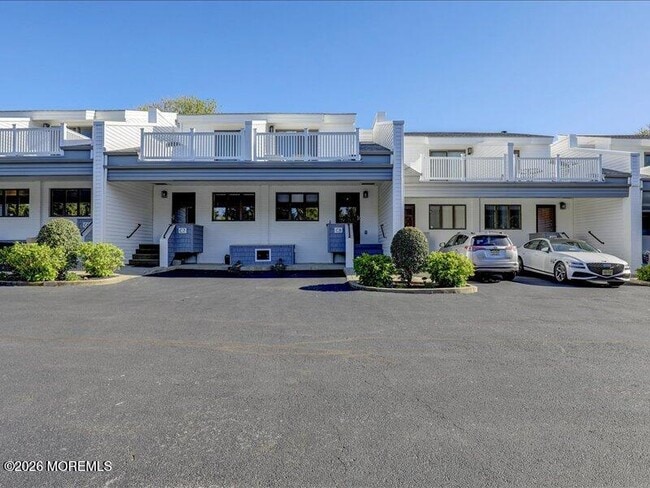 Building Photo - 764 Ocean Ave N