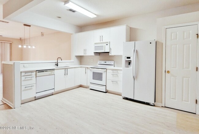 Photo - 7566 Red Crane Ln