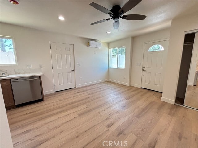 Photo - 2057 Marlborough Ave