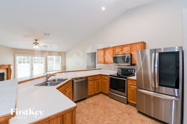 Photo - 161 Johns Glen Dr