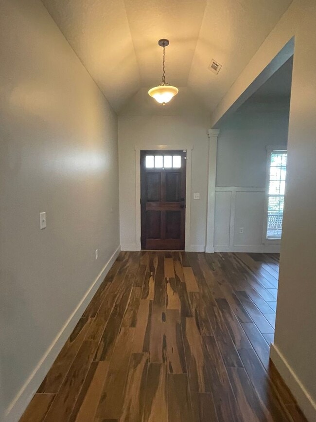 Photo - Beautiful 3BD/2B home for Rent!!