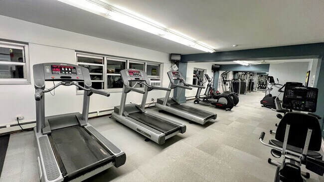 Photo - 4960 N Marine Dr Unit 1218