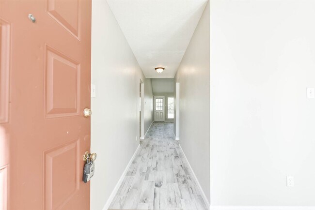 Photo - 8046 Split Pine Dr