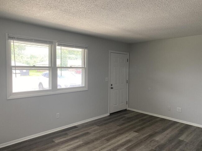 Photo - 6309 E Piccadilly Rd