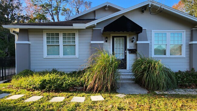 Photo - 2897 Sydney St Unidad B