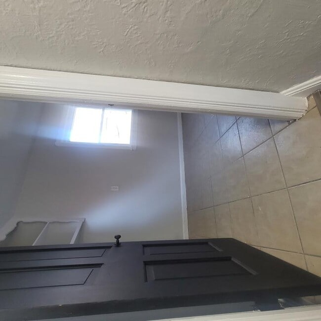 Building Photo - 13500 Crossburn Ave