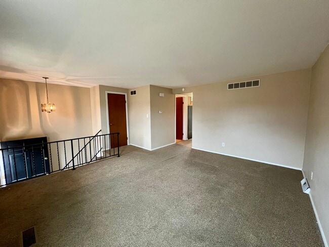 Photo - Fairview 5806-5810 Unit Fairview 5810