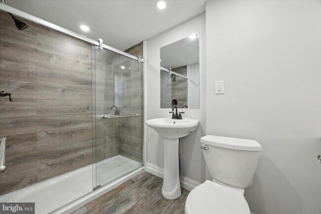 Photo - 518 N 40th St