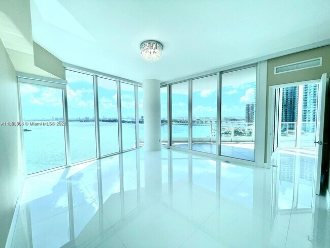Photo - 2020 N Bayshore Dr Unit 2102