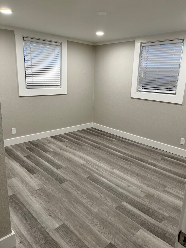 Photo - 1402 S Broadway Ave Unit 1402A