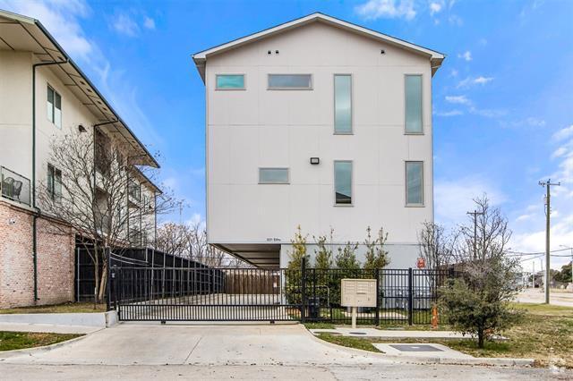 Building Photo - 3231 Elihu St Unit 102 Rental