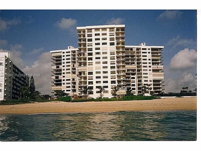 Building Photo - 1800 S Ocean Blvd Unit 401