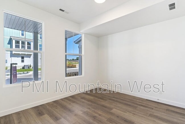 Photo - 1836 Red Twilight Ln