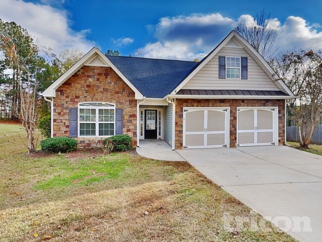 Photo - 621 Savannah Dr