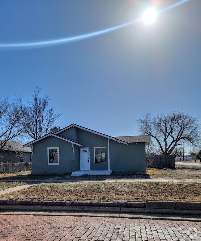 Building Photo - Charming, Remodeled 3-Bedroom Home in Cany...