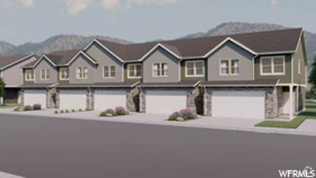 Building Photo - LOVELY TOWNHOME IN SALEM