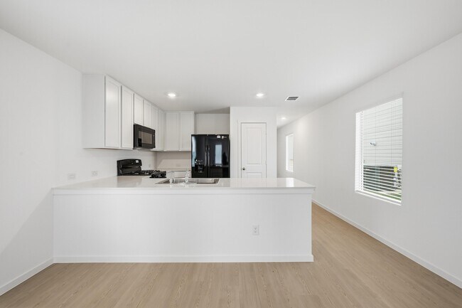 Photo - 4016 Belmont Dr