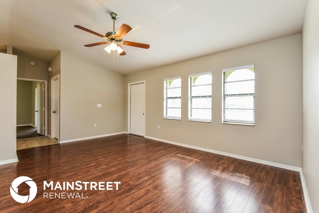 Building Photo - 3304 SW 11th Ct Rental
