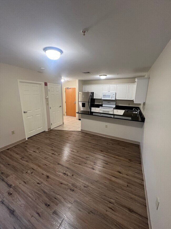 Photo - 10 Florence St Unidad 500