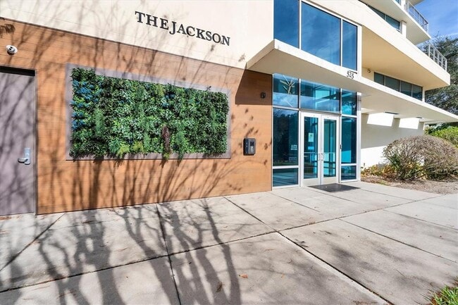 Photo - 525 E Jackson St Unit 302