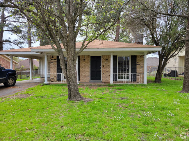 Building Photo - 1320 E 30th St Rental