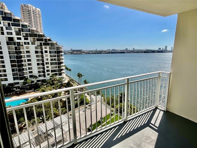 Photo - 770 Claughton Island Dr Unidad 1211 Rental