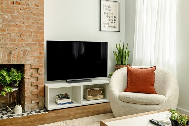 Photo - 1510 Race St Unidad ID1056152P