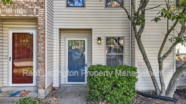 Photo - 3175 Kirklevington Dr