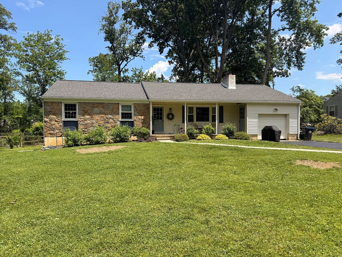 Photo - 1349 Sweet Briar Rd