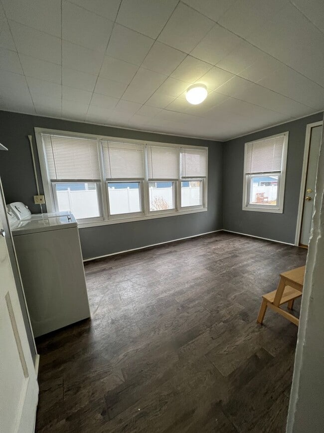 Large Single Family Home in Heart of La Cr... - Large Single Family Home in Heart of La Cr...