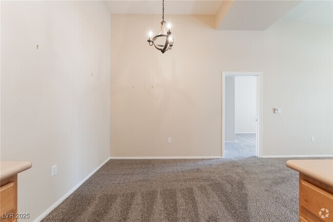 Building Photo - 3325 Cactus Shadow St Unit 202 Rental