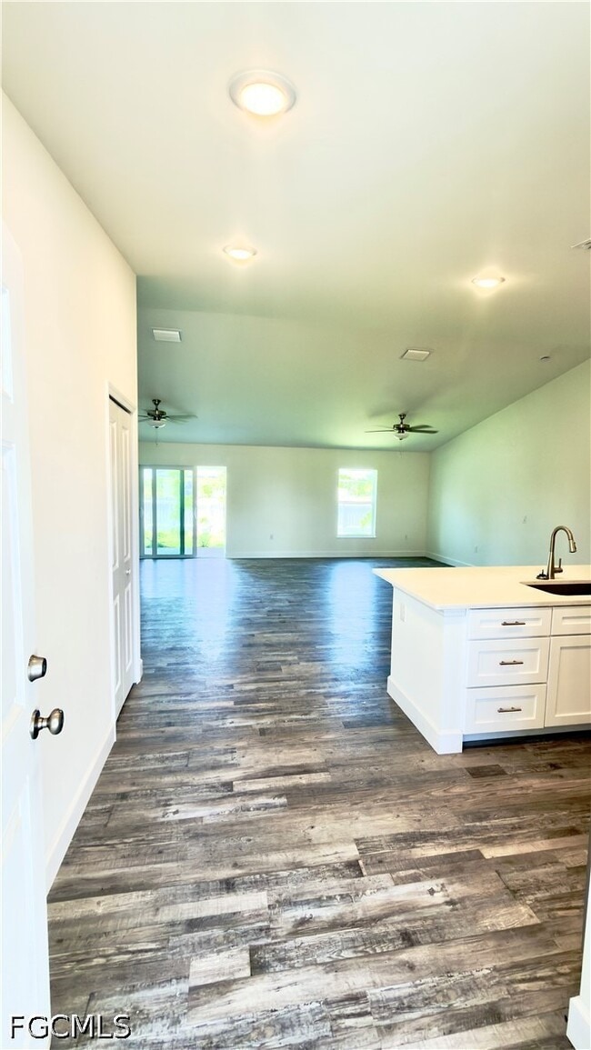 Photo - 532 NW 18th Ave